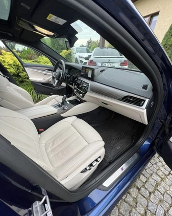 BMW Seria 5 cena 159900 przebieg: 161000, rok produkcji 2018 z Brzeg małe 154
